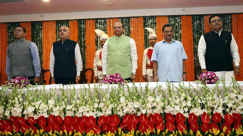 Lt. Governor (LG) of Delhi Vinai Kumar Saxena administered the oath of office and secrecy to Raaj Kumar Anand as Delhi Government minister on November 3, 2022. Photo: LG Office