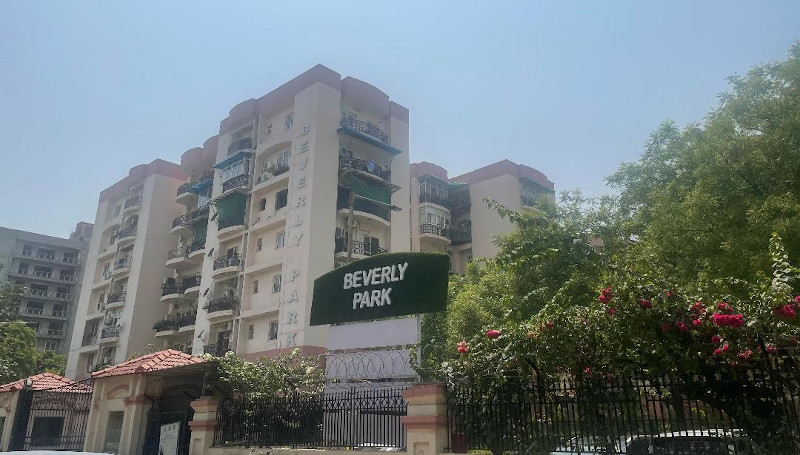 Jaypee CGHS (also known as Beverly Park), Plot No. 2, Sector 22, Dwarka, New Delhi 110 077. Photo courtesy: Residents