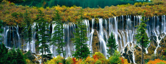 Jiuzhai Valley's Nuorilang Waterfall in China