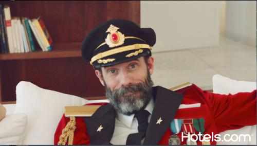 Captain Obvious in Hotels.com Ad