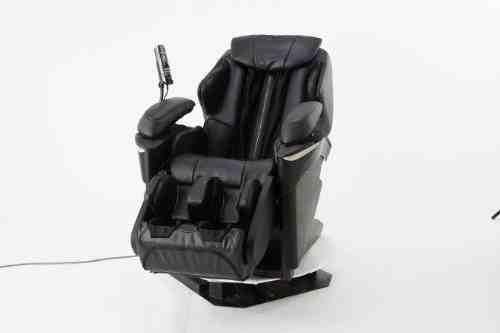Panasonic Debuts the 3D Heated Massage Chair