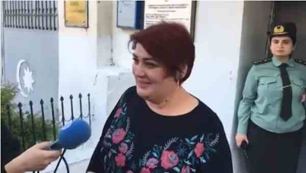 Khadija Ismayilova being interviewed moments after her release on 25 May 2016. Photo: Radio Free Europe / Radio Liberty