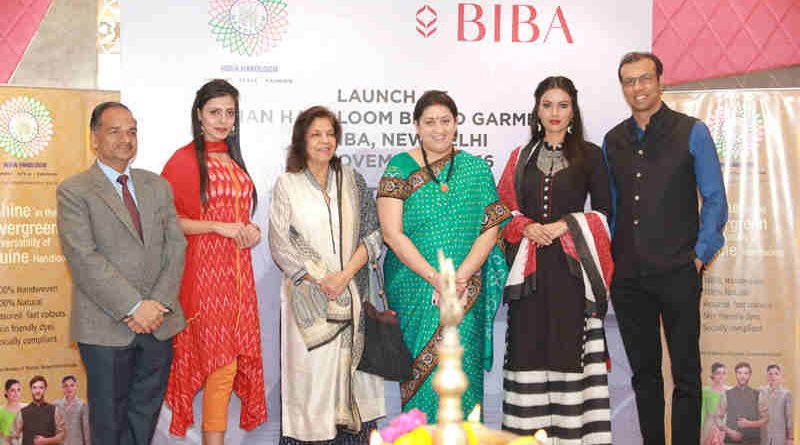 The Union Minister for Textiles, Smt. Smriti Irani at the launch of collaboration between India Handloom Brand and BIBA Apparels Private Limited, for promotion of India Handloom Brand garments at BIBA stores, at the BIBA store at Lajpat Nagar, in New Delhi on November 07, 2016.