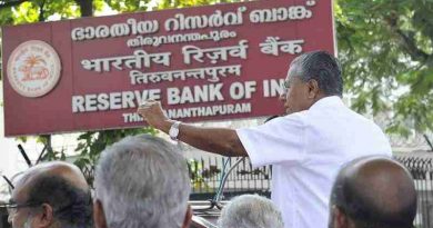 Vijayan Pinarayi of Kerala has become the first CM to sit on dharna to protect people from Modi's demonetization policy.