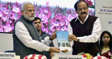 Narendra Modi at the Golden Jubilee celebrations of the Press Council of India, on the occasion of the National Press Day, in New Delhi on November 16, 2016. The Union Minister for Urban Development, Housing & Urban Poverty Alleviation and Information & Broadcasting, M. Venkaiah Naidu is also seen.