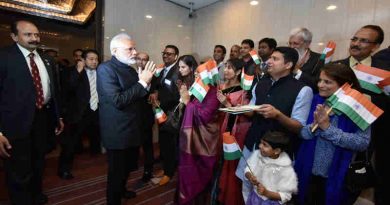 Narendra Modi with Indian Community