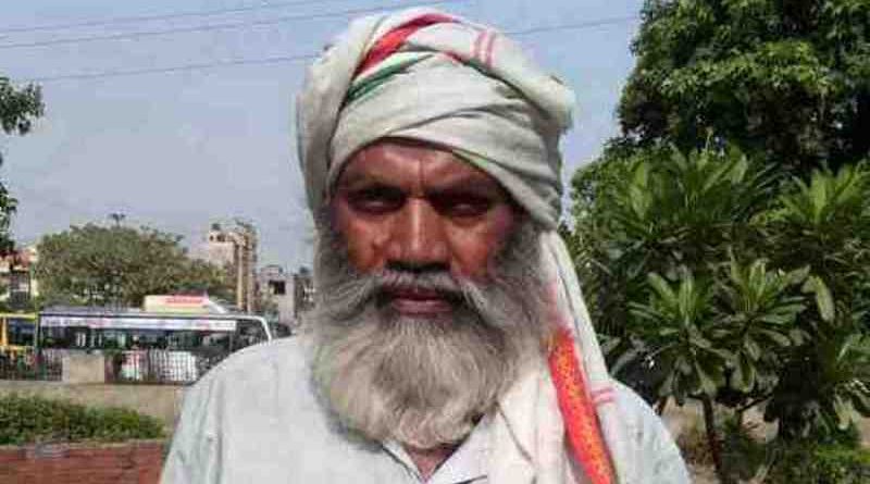 A Poor Jobless Man in India. Photo: Rakesh Raman