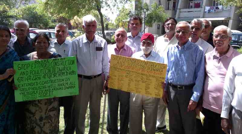 Senior citizens in a group housing society of Dwarka in New Delhi urge the government to save them from dust and noise pollution of extended FAR construction activity. Photo and Campaign by Rakesh Raman / RMN News Service (file photo)