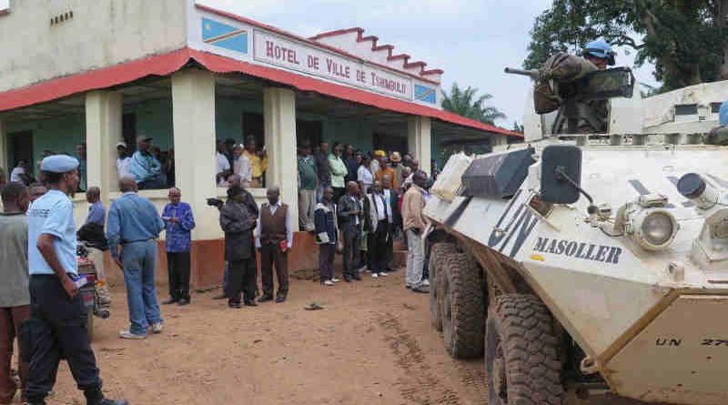 A UN team in the town of Tshimbulu in Kasai Central province, DRC, where 15 of the mass graves were found. (File) Photo: MONUSCO / Biliaminou Alao