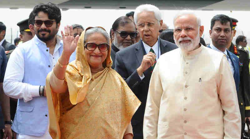 Narendra Modi welcomes the Prime Minister of Bangladesh, Ms. Sheikh Hasina, on her arrival, at Air Force Station Palam, in New Delhi on April 07, 2017