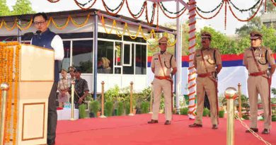 The Minister of State for Home Affairs, Kiren Rijiju addressing at the passing out parade of recruit constables / women constables of Delhi Police, in New Delhi on April 28, 2017