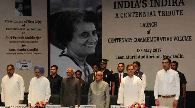 The President, Shri Pranab Mukherjee, the Vice President, Shri M. Hamid Ansari, the former Prime Minister, Dr. Manmohan Singh and other dignitaries at the release of the Commemorative Volume “India’s Indira: A Centennial Tribute”, in New Delhi on May 13, 2017