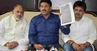 Delhi BJP President Manoj Tiwari presented copy of a complaint filed by a PWD engineer.