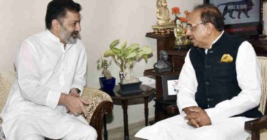 Imran Raza Ansari calling on Vijay Goel in New Delhi on June 08, 2017