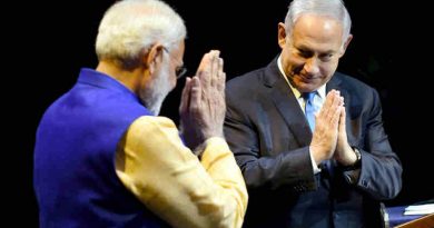 Narendra Modi and the Prime Minister of Israel, Benjamin Netanyahu at the Community Reception Programme, in Tel Aviv, Israel on July 05, 2017 (file photo)