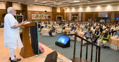 Narendra Modi addressing the young entrepreneurs at the Champions of Change programme, organised by the NITI Aayog, in New Delhi on August 17, 2017