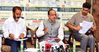 Vijay Goel addressing a press conference on Sports Talent Search Portal and Grameen Khel, in New Delhi on August 26, 2017