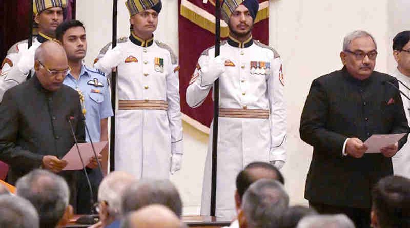 The President, Shri Ram Nath Kovind administering the oath of office of the Comptroller and Auditor General of India (CAG) to Shri Rajiv Mehrishi, at a Swearing-in Ceremony, at Rashtrapati Bhavan, in New Delhi on September 25, 2017.