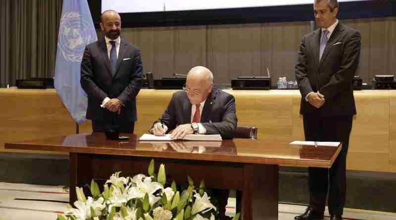 Signing ceremony at UN Headquarters in New York for the Treaty on the Prohibition of Nuclear Weapons, 20 September 2017. UN Photo/Paulo Filgueiras