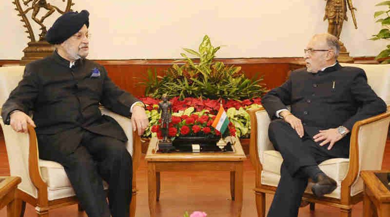 The Lt. Governor of Delhi, Shri Anil Baijal meeting the Minister of State for Housing and Urban Affairs (I/C), Shri Hardeep Singh Puri, to discuss implementation of Land Pooling Policy, in New Delhi on October 12, 2017.