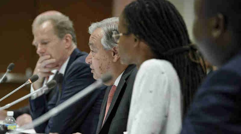 UN Secretary-General António Guterres addresses an event on the occasion of the World Day Against the Death Penalty on 10 October 2017. On his right is Andrew Gilmour, Assistant Secretary-General for Human Rights. UN Photo/Manuel Elias