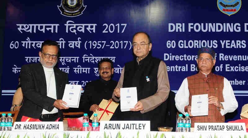 Arun Jaitley releasing the publication, at the Diamond Jubilee Celebrations of the Foundation Day of Directorate of Revenue Intelligence (DRI), in New Delhi on December 04, 2017