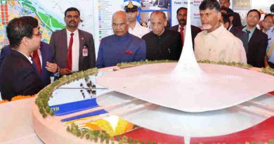 The President, Shri Ram Nath Kovind at the dedication of Andhra Pradesh Fibregrid, Andhra Pradesh Survelliance Project, Drone Project and FSOC, at Velagapudi, in Andhra Pradesh on December 27, 2017. The Governor of Andhra Pradesh and Telangana, Shri E.S.L. Narasimhan and the Chief Minister of Andhra Pradesh, Shri N. Chandrababu Naidu are also seen.