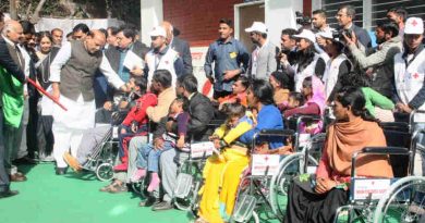 Rajnath Singh presenting the wheel chairs at the inauguration of the Sarai at the Postgraduate Institute of Medical Education and Research, in Chandigarh on January 30, 2018