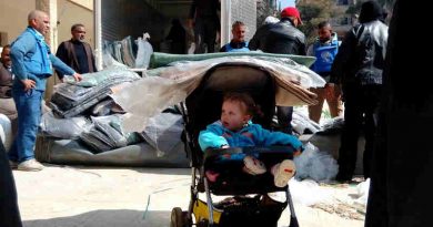 From 21-24 February 2016, UNRWA distributed 19,160 thermal blankets to approximately 5,700 Palestinian refugee and other civilian families from the besieged and hard to reach Syrian communities of Yarmouk, Yalda, Babila and Beit Saham. Photo: UNRWA