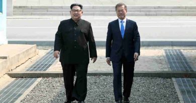 President Moon Jae-in (right) of the Republic of Korea greets Chairman of the State Affairs Commission Kim Jong-Un of the Democratic People's Republic of Korea in Panmunjeom. Photo: UN