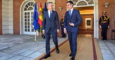 NATO Secretary General Jens Stoltenberg and the Prime Minister of Spain, Pedro Sanchez. Photo: NATO