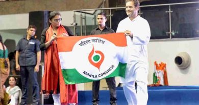 Rahul Gandhi at Mahila Adhikar Sammelan. Photo: Congress