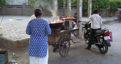 As unemployment is increasing exponentially in India, educated people are being asked to sell Pakoras (a low-cost eatable) on the streets. A Pakora seller in Delhi. Photo: Rakesh Raman / RMN News Service