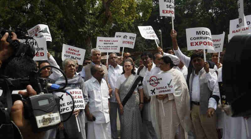 Sonia Gandhi Leads Protest to Highlight Corruption in Modi’s Rafale Deal. Photo: Congress (file photo)