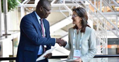 Begoto Miarom, Chairperson of the African Union Advisory Board on Corruption and Patricia Moreira, Managing Director of Transparency International signed the MOU on behalf of their respective parties.