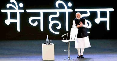 Narendra Modi interacting with the IT electronic manufacturing Professionals on Self4Society, at the launch of the “Main Nahin Hum” Portal & App, in New Delhi on October 24, 2018