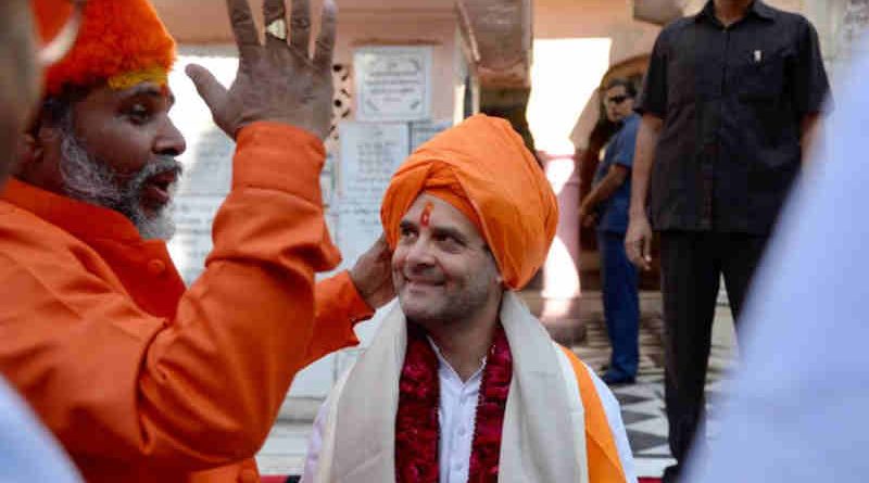 Congress President Rahul Gandhi pays his respects at the Bramha temple in Pushkar on November 26, 2018. Photo: Congress