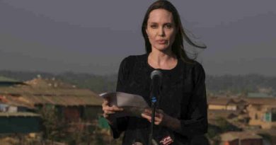 UNHCR Special Envoy Angelina Jolie speaks at a press conference in Bangladesh’s Kutupalong refugee camp. Photo: UNHCR / Santiago Escobar-Jaramillo