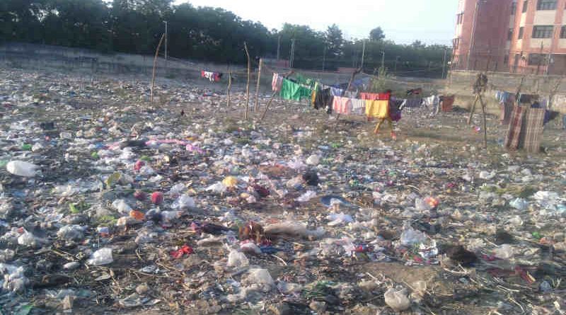 Used plastic bags in a stinking residential area in India’s capital New Delhi which is among the dirtiest and the most polluted cities of the world. Photo: Rakesh Raman / RMN News Service (Representational Image)