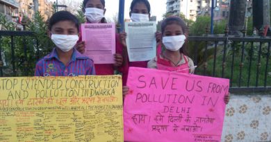 Children of RMN Foundation free school participating in the environment protection campaign in New Delhi. Photo: Rakesh Raman / RMN News Service