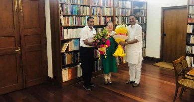 Subhash Chopra, Congress president Sonia Gandhi, and Kirti Azaad. Photo: Congress