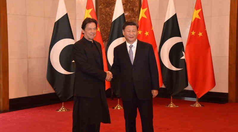 Pakistan Prime Minister (PM) Imran Khan with Chinese President Xi Jinping. Photo: Govt of Pakistan