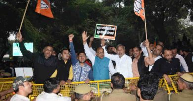 The Delhi unit of BJP holding demonstration on November 15, 2019 demanding apology from Congress leaders – particularly Rahul Gandhi – for telling lies in the Rafale corruption case. Photo: BJP