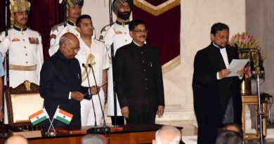 The President, Ram Nath Kovind, administering the oath of office to Justice Sharad Arvind Bobde, as the Chief Justice of India, at a swearing-in ceremony, at Rashtrapati Bhavan, in New Delhi on November 18, 2019. Photo: PIB (file photo)