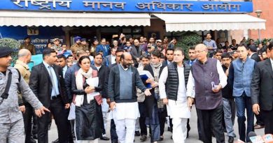 A Congress delegation led by Rahul Gandhi and Priyanka Gandhi submitted a 538-page complaint on January 27, 2020 to the NHRC against the UP police’s attacks on innocent people who are protesting peacefully against the Indian government’s discriminatory Citizenship Amendment Act (CAA). Photo: Congress