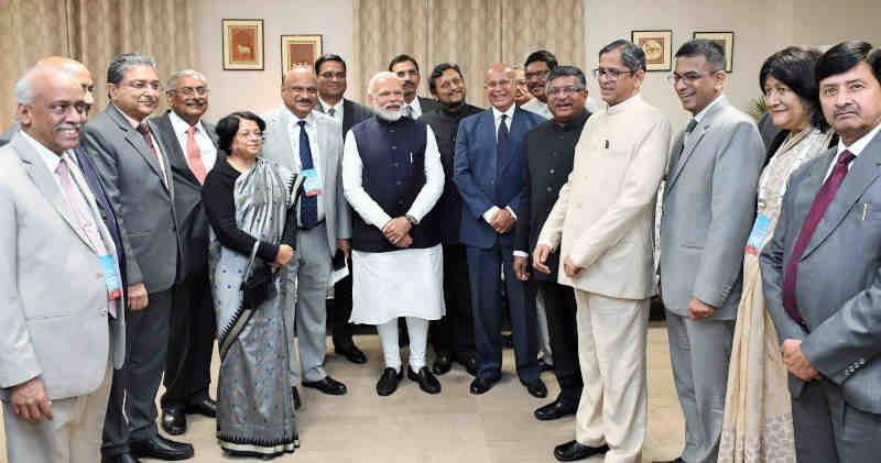 Prime Minister Narendra Modi with the foreign and Indian judges, at the International Judicial Conference 2020, in New Delhi on February 22, 2020. Photo: PIB