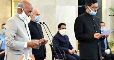 The President of India Ram Nath Kovind administering the oath of office to Sanjay Kothari as the Central Vigilance Commissioner at a function in Rashtrapati Bhavan New Delhi on April 25, 2020. Photo: PIB