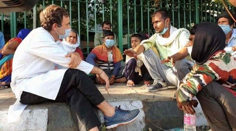 Congress leader Rahul Gandhi talking to migrant workers during coronavirus lockdown. Photo: Congress