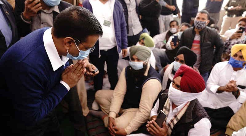 Delhi chief minister Arvind Kejriwal meeting protesting farmers in Delhi on December 7, 2020. Photo: Aam Aadmi Party