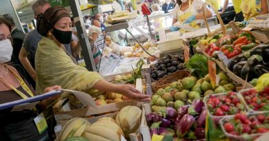 UN Deputy Secretary-General Amina Mohammed at the food market of UN Food Systems Pre-Summit. Photo: UN